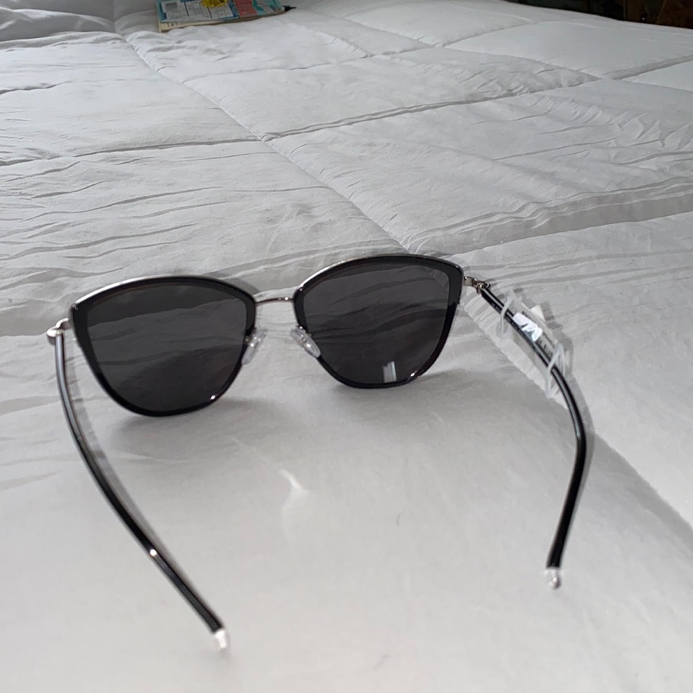 Steppers new sunglasses